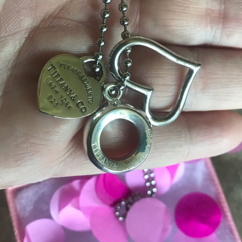 ➖Traded➖ Shelly for Gold Earrings